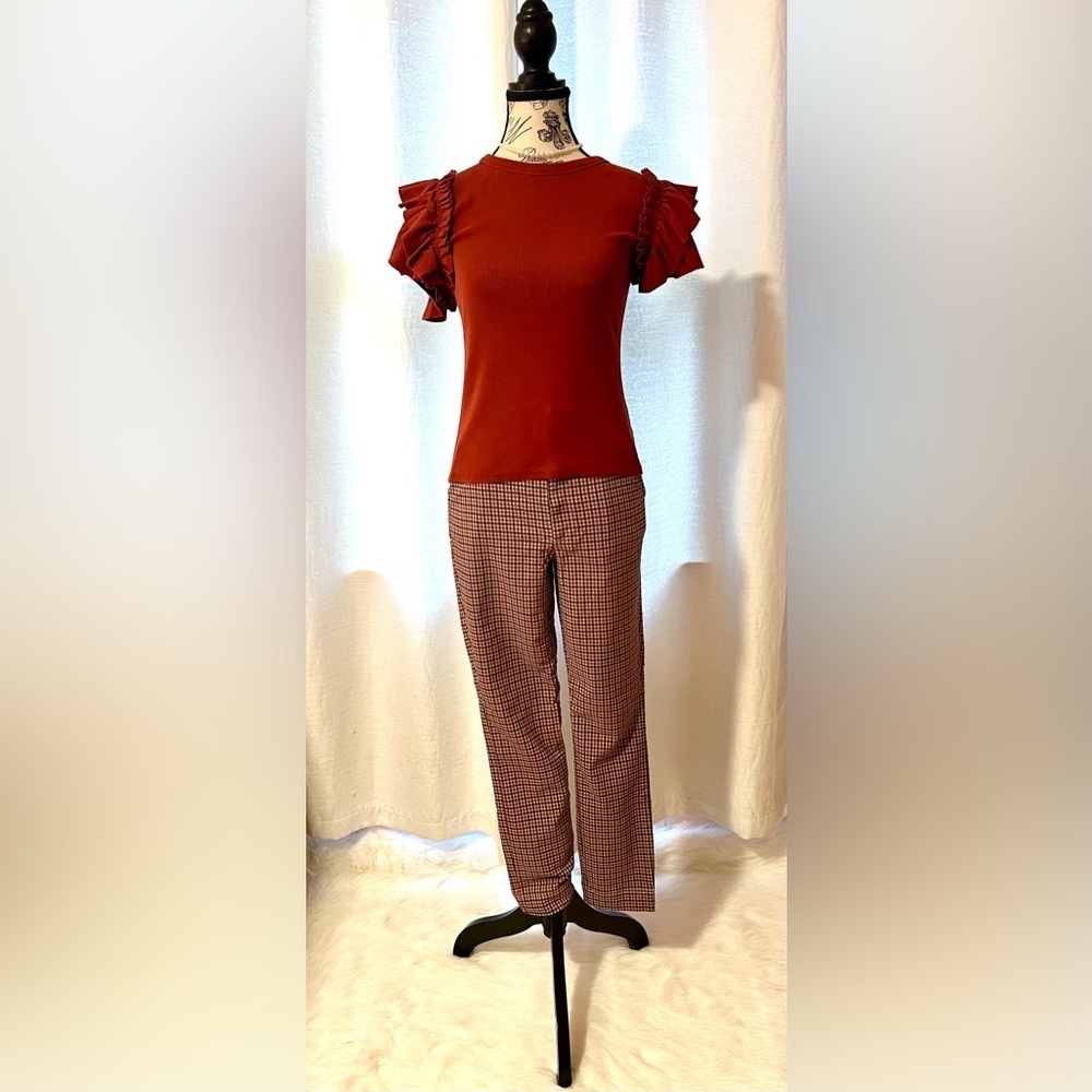EXPRESS orange ribbed shirt with ruffled sleeves ONLY.